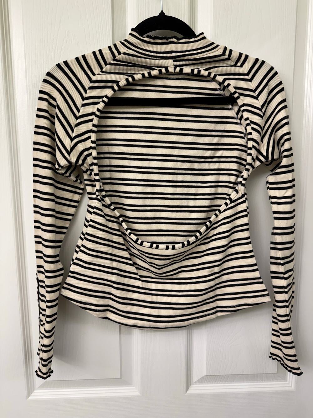 Free people Medium open back top beige black stripe long sleeve with buttons